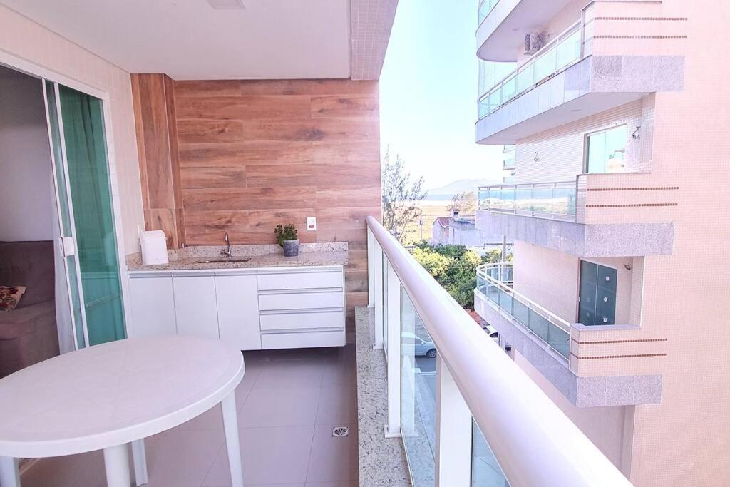 شقة كابو فريو  في Lindissimo Apartamento, Ar Condic, 7 Min Da Praia! المظهر الخارجي الصورة
