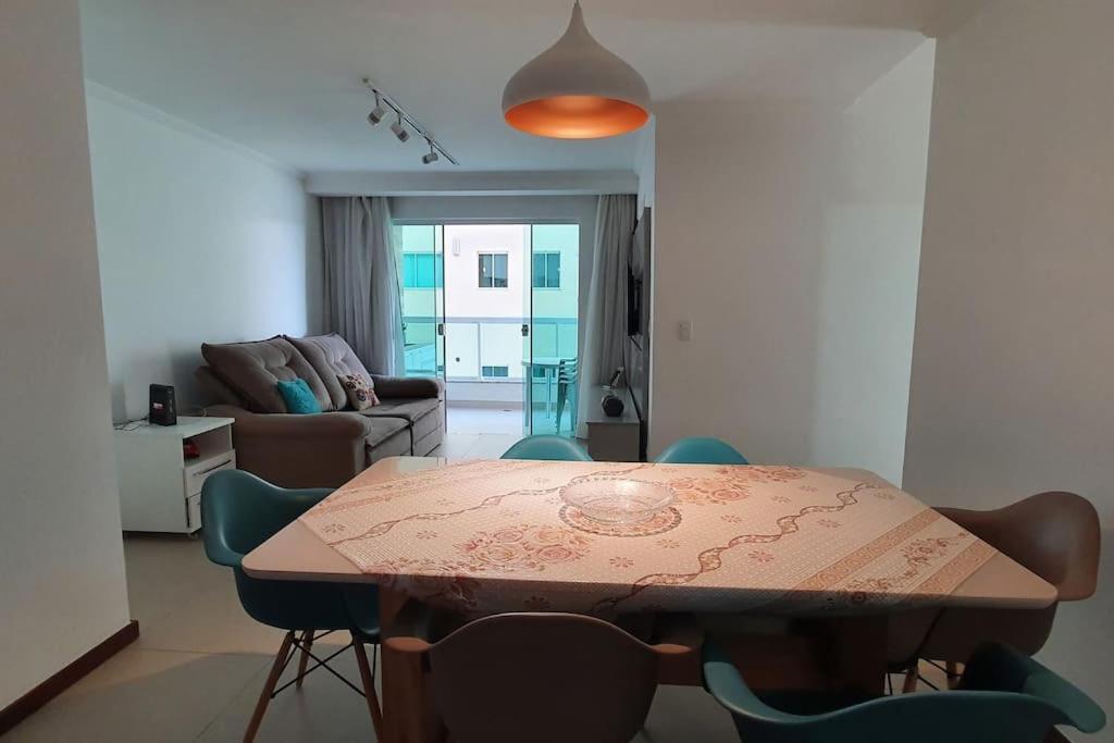 شقة كابو فريو  في Lindissimo Apartamento, Ar Condic, 7 Min Da Praia! المظهر الخارجي الصورة